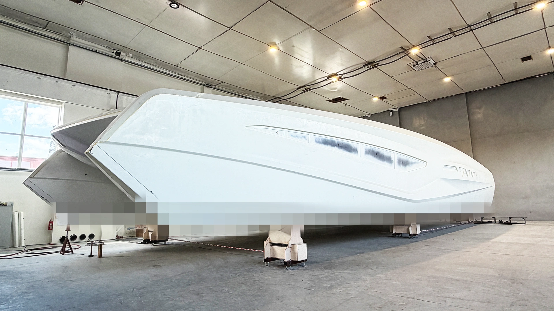 Major construction milestone with first hull moved from the mould